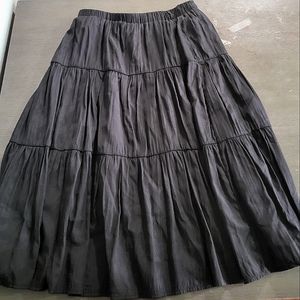 Medium, black long ruffle hem skirt